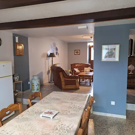 Maison De